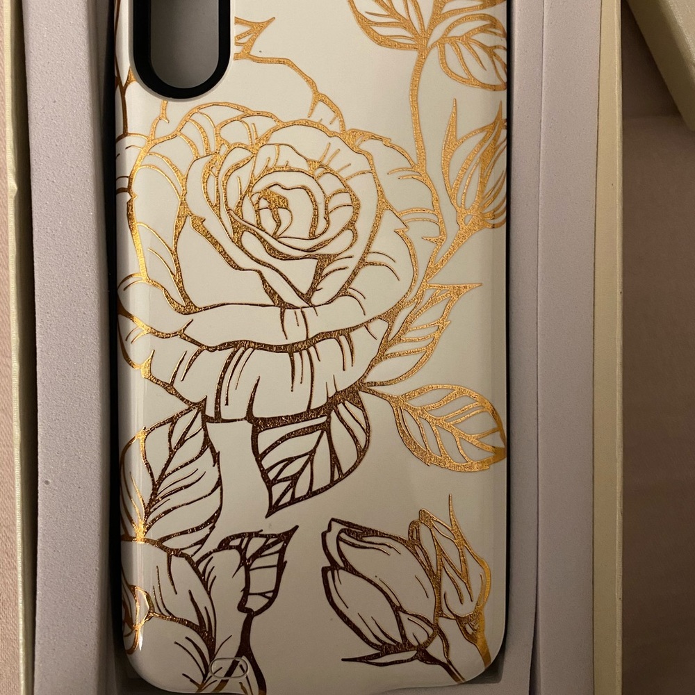 Luxy Lemon charging case